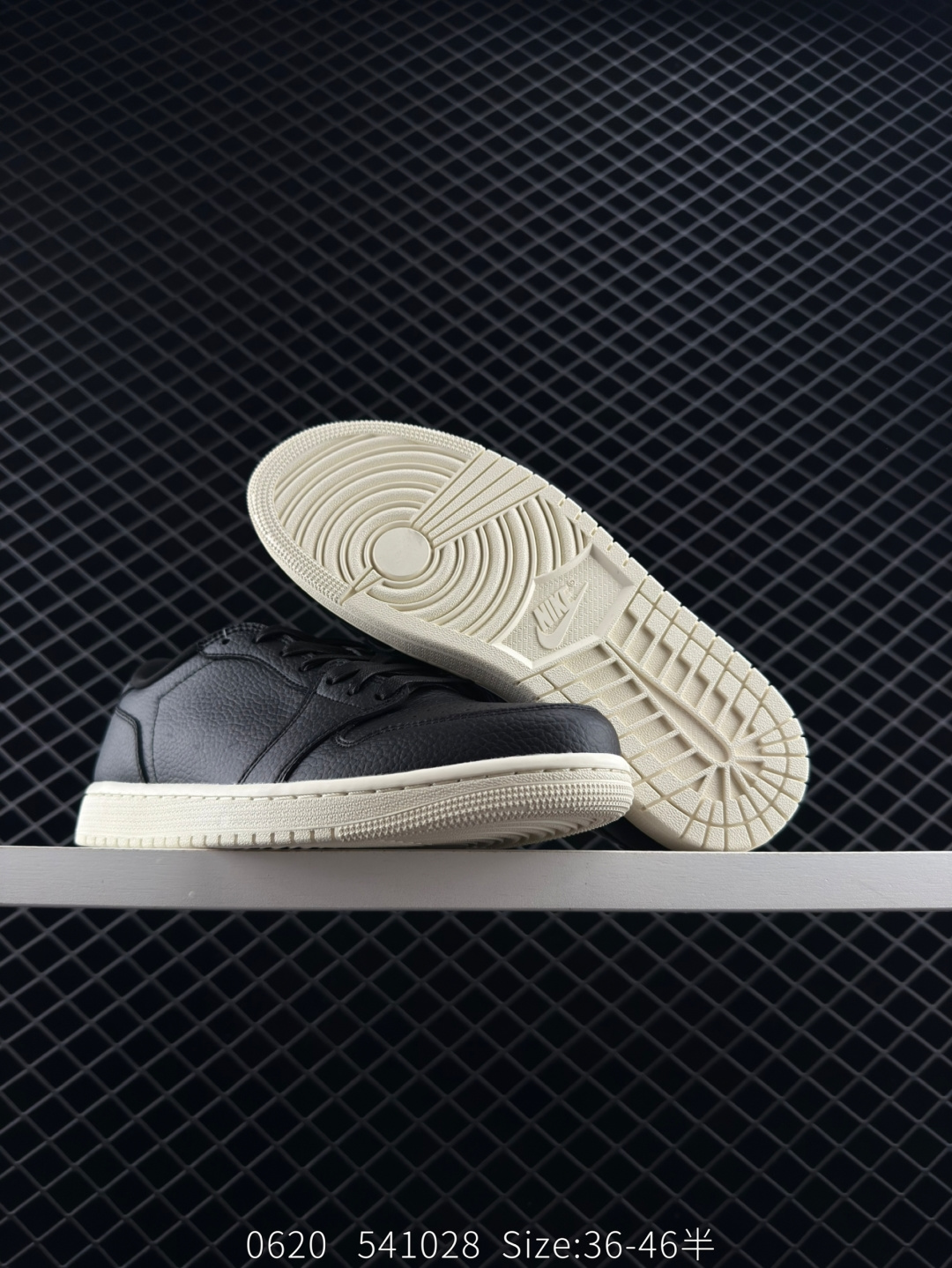 Nike Air Jordan 1 Low AJ1